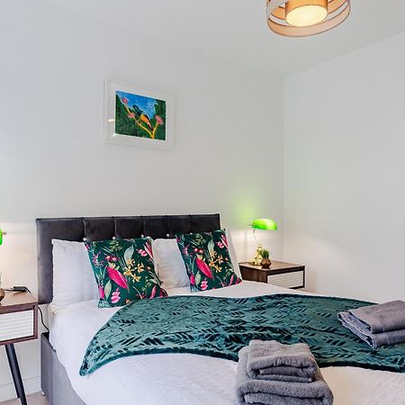 3 Bedroom Swanley House Exterior foto
